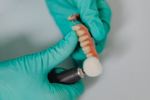 apply for free dental implants