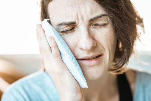 home remedies for rotting tooth pain